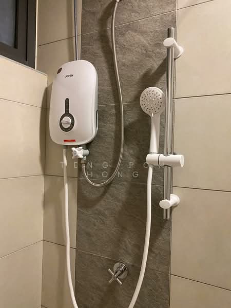 Servis Apartment untuk Dijual di Sfera Residency - Teng Poh Hong - Bathroom - PropertyGuru.com.my