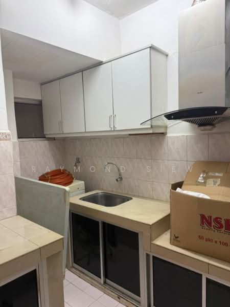 Kondominium untuk Disewa di Pelangi Damansara - Raymond Siew - Kitchen - PropertyGuru.com.my