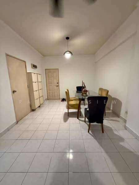 Kondominium untuk Disewa di Pelangi Damansara - Raymond Siew - Dining Room - PropertyGuru.com.my