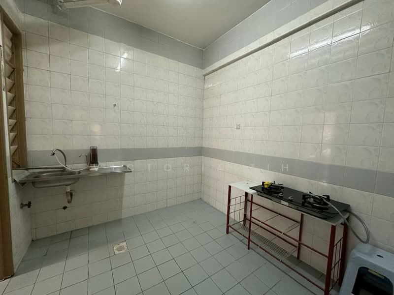 Kondominium untuk Disewa di Cypress Condominium - Victoria Tih - Kitchen - PropertyGuru.com.my