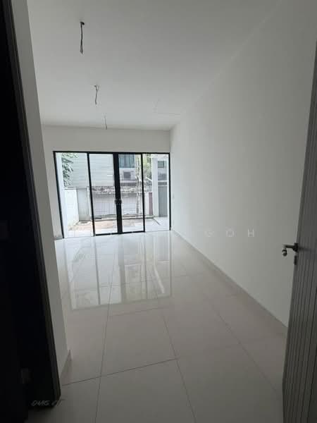 Rumah Teres 3 Tingkat untuk Dijual di Duta Villa (Setia Alam) - Vincent Goh - Interior - PropertyGuru.com.my