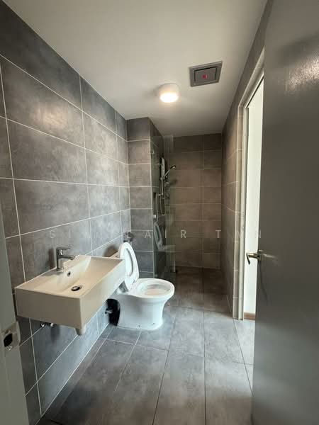 Servis Apartment untuk Disewa di 121 Residences - Sinclair Tan - Bathroom - PropertyGuru.com.my