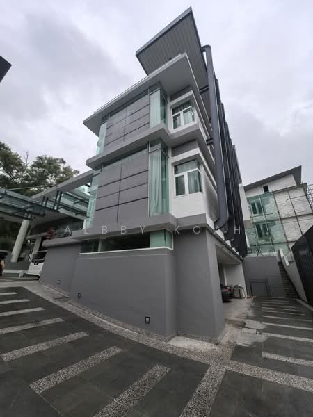 Bungalow House for Sale in Country Heights Damansara (Kuala Lumpur) - Albby Koah - PropertyGuru.com.my