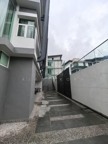 Bungalow House for Sale in Country Heights Damansara (Kuala Lumpur) - Albby Koah - PropertyGuru.com.my