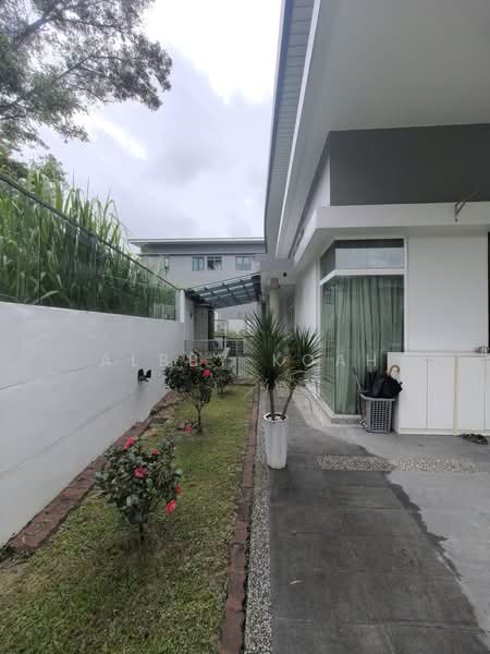 Bungalow House for Sale in Country Heights Damansara (Kuala Lumpur) - Albby Koah - PropertyGuru.com.my