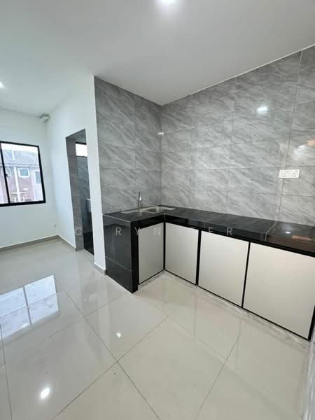 Flat for Sale at Taman Cendana - Caryn Ter - Kitchen - PropertyGuru.com.my