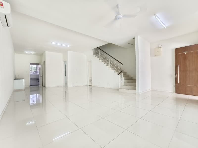 3-storey Terraced House for Sale in Taman Villa Perdana (Kajang) - KK Sah - Interior - PropertyGuru.com.my