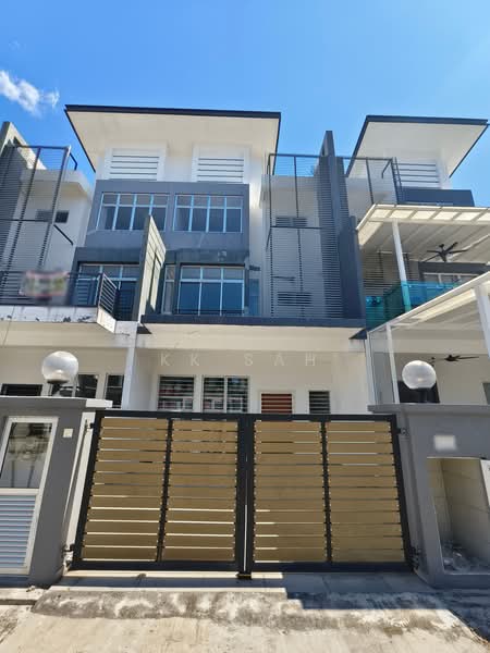 3-storey Terraced House for Sale in Taman Villa Perdana (Kajang) - KK Sah - Exterior - PropertyGuru.com.my