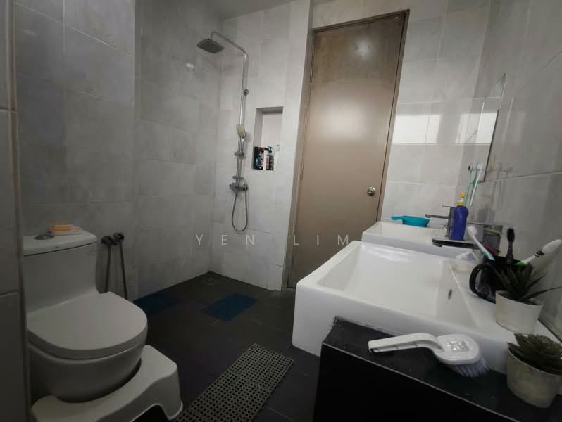 Rumah Teres 2 Tingkat untuk Disewa di Cyberjaya (Selangor) - Yen Lim - Bathroom - PropertyGuru.com.my