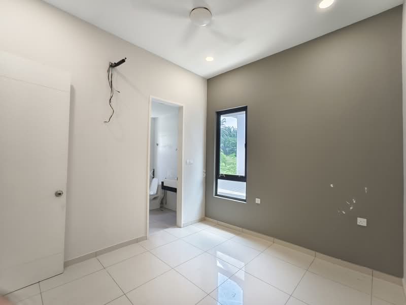 Semi-Detached House for Sale in Taman Semenyih Mewah (Semenyih) - KK Sah - PropertyGuru.com.my