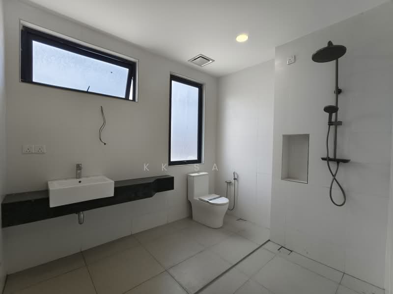 Semi-Detached House for Sale in Taman Semenyih Mewah (Semenyih) - KK Sah - PropertyGuru.com.my