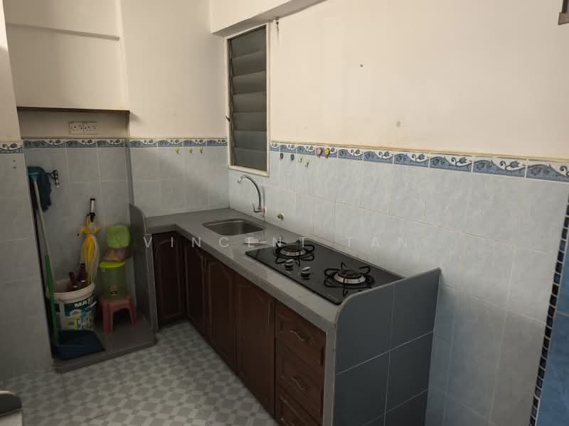 Apartment for Sale at Krystal Heights - Vincent Tan - Kitchen - PropertyGuru.com.my