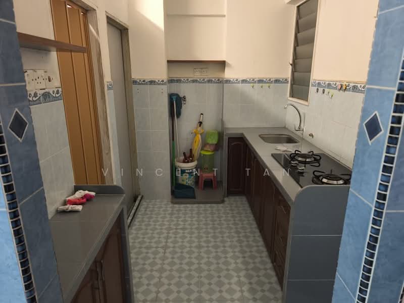 Apartment for Sale at Krystal Heights - Vincent Tan - Kitchen - PropertyGuru.com.my