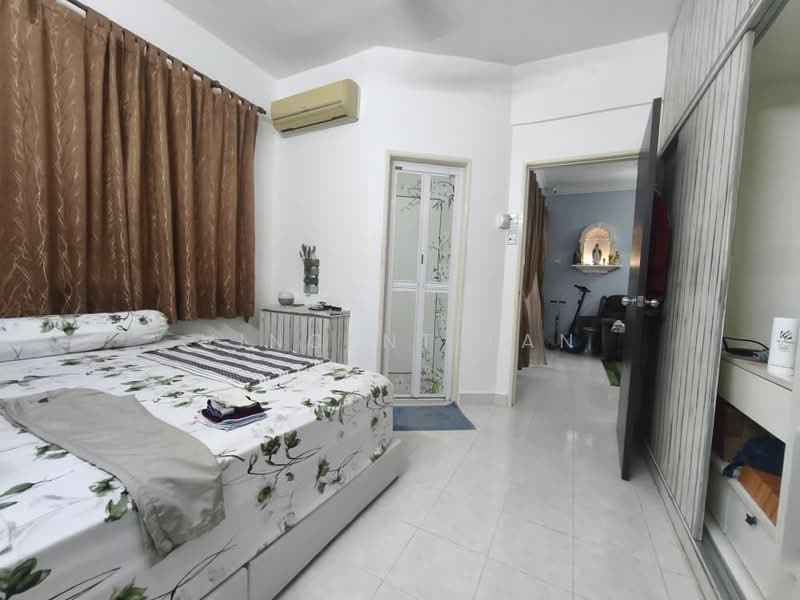 Pangsapuri untuk Dijual di Asia Heights - Vincent Tan - Bedroom - PropertyGuru.com.my