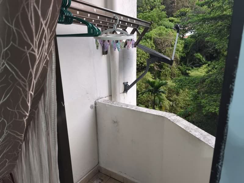 Pangsapuri untuk Dijual di Asia Heights - Vincent Tan - Balcony - PropertyGuru.com.my