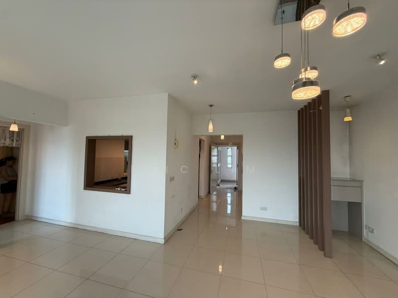 Kondominium untuk Dijual di Surian Residences - Eric Lim - Living Room - PropertyGuru.com.my