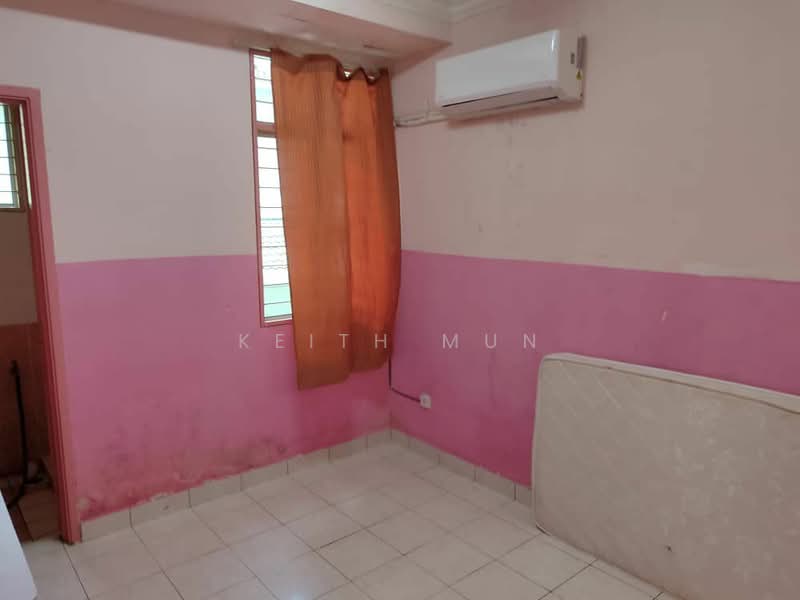 Rumah Berkembar untuk Dijual di Shah Alam (Selangor) - Keith Mun - Bedroom - PropertyGuru.com.my