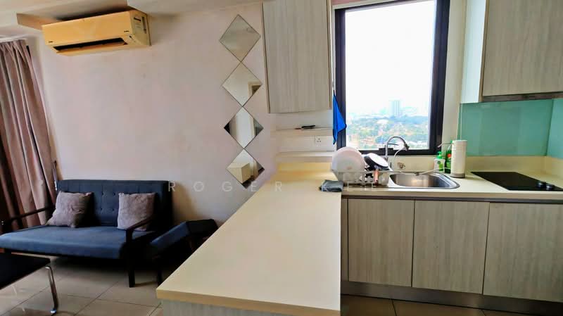 Servis Apartment untuk Disewa di Solstice @ Pan'gaea - Roger Kee - Living Room - PropertyGuru.com.my