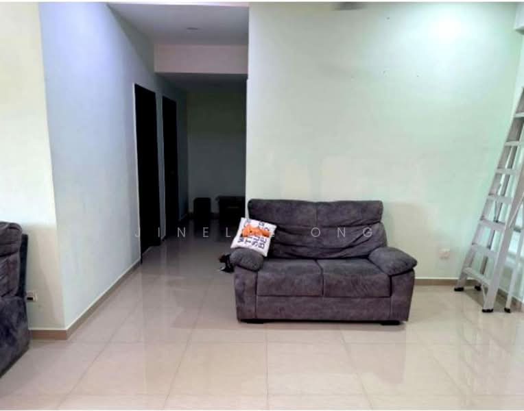 Pangsapuri untuk Disewa di One World 2 (1-Sky) - Jinelle Ong - Living Room - PropertyGuru.com.my