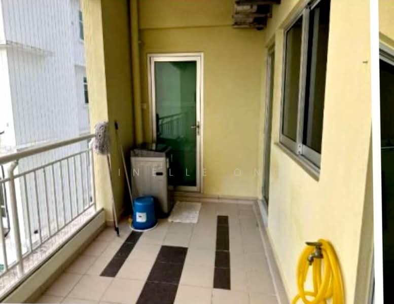Pangsapuri untuk Disewa di One World 2 (1-Sky) - Jinelle Ong - Balcony - PropertyGuru.com.my