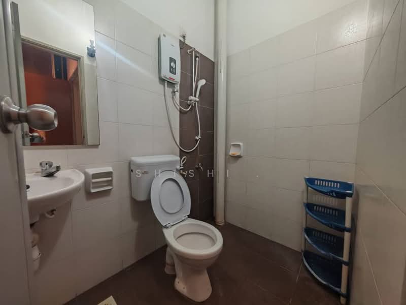 1-storey Terraced House for Rent in Bandar Putra (Kulai) - Shishi . - PropertyGuru.com.my