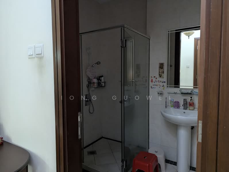 Semi-Detached House for Sale in Taman Sri Hartamas (Sri Hartamas) - Liong Guowei - Bathroom - PropertyGuru.com.my