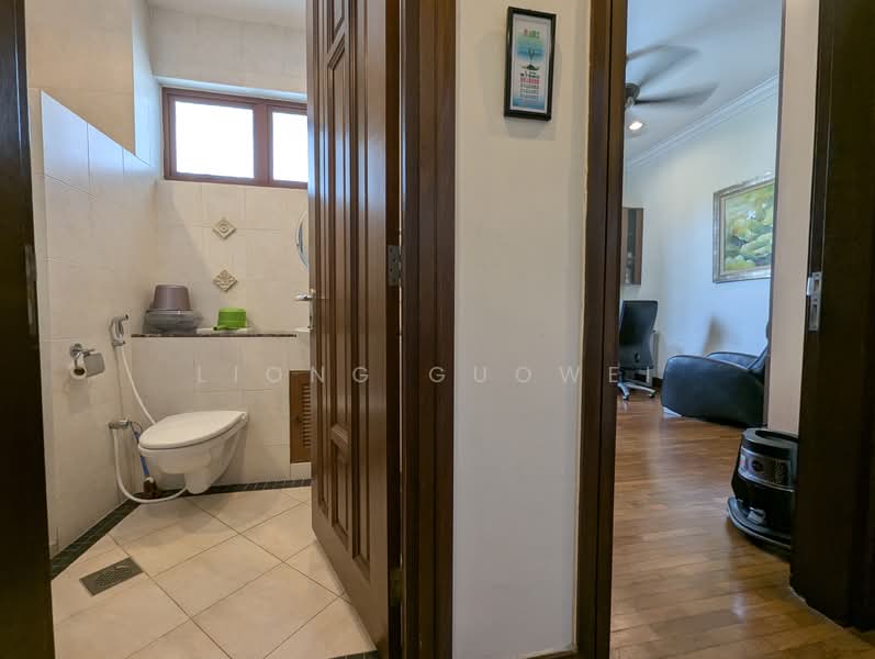 Semi-Detached House for Sale in Taman Sri Hartamas (Sri Hartamas) - Liong Guowei - Bathroom - PropertyGuru.com.my