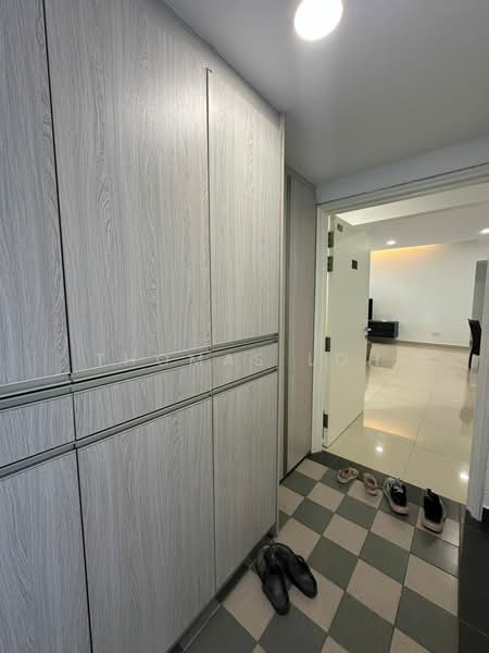 Kondominium untuk Dijual di Summer Villa - Thomas Loh - Entrance - PropertyGuru.com.my