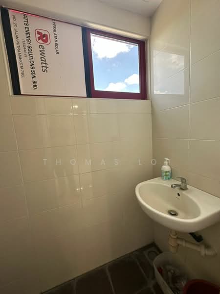 Kondominium untuk Dijual di Summer Villa - Thomas Loh - Bathroom - PropertyGuru.com.my