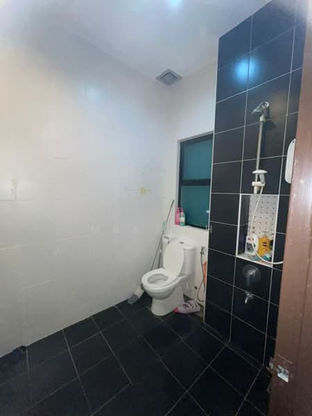 Semi-Detached House for Sale in Taman Nusa Idaman (Iskandar Puteri (Nusajaya)) - Max Loh - Bathroom - PropertyGuru.com.my