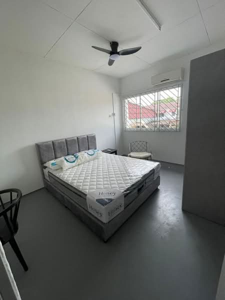 Terraced House for Rent in Taman Damai Jaya (Skudai) - Le Ching . - Bedroom - PropertyGuru.com.my
