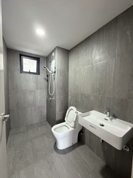 Service Residence for Rent at Savvy @ Riana Dutamas - Myikey Lai - Bathroom - PropertyGuru.com.my
