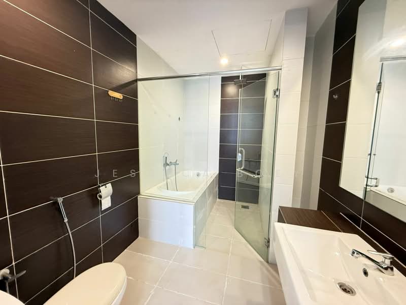 Service Residence for Sale at Encorp Marina - Jessica Boey - Bathroom - PropertyGuru.com.my
