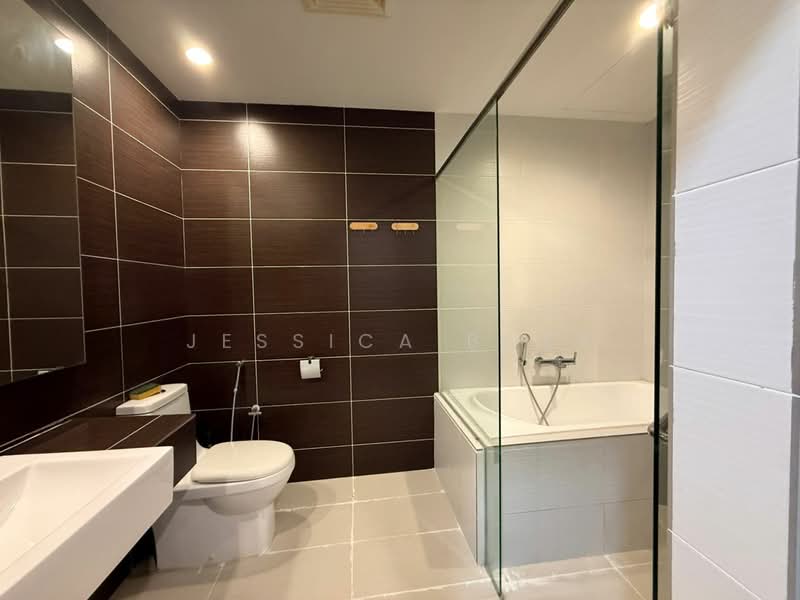 Service Residence for Sale at Encorp Marina - Jessica Boey - Bathroom - PropertyGuru.com.my