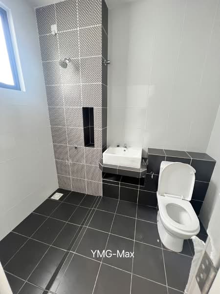 Rumah Teres untuk Dijual di Eco Grandeur (Puncak Alam) - Max Lim - PropertyGuru.com.my