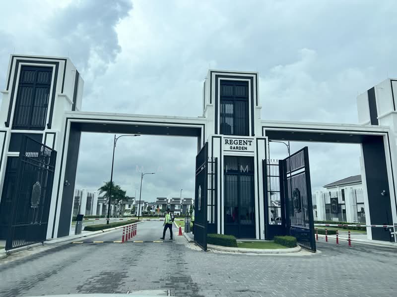 Rumah Teres untuk Dijual di Eco Grandeur (Puncak Alam) - Max Lim - PropertyGuru.com.my