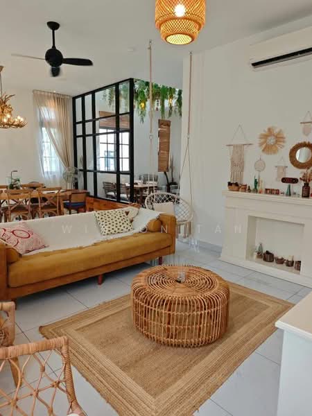2-storey Terraced House for Sale in Taman Perling (Perling) - Winson Tan - PropertyGuru.com.my