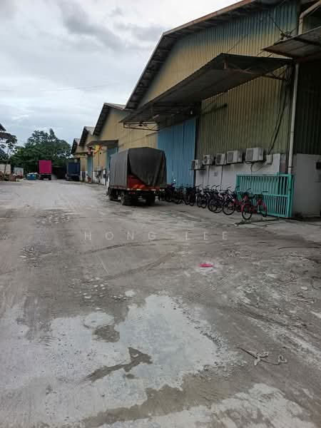 Warehouse for Sale in Kampung Baru Sungai Buloh (Seksyen U19) (Sungai Buloh) - Hong Lee - PropertyGuru.com.my