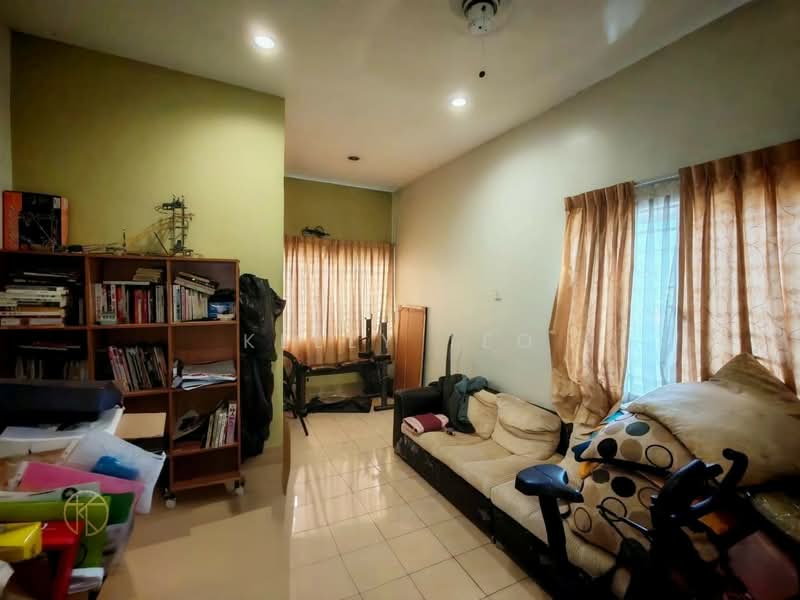 Rumah Teres 2 Tingkat untuk Dijual di Teluk Pulai (Klang) - Kelly Teo - Living Room - PropertyGuru.com.my