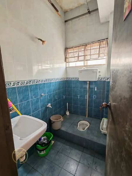 Rumah Teres 2 Tingkat untuk Dijual di Teluk Pulai (Klang) - Kelly Teo - Bathroom - PropertyGuru.com.my