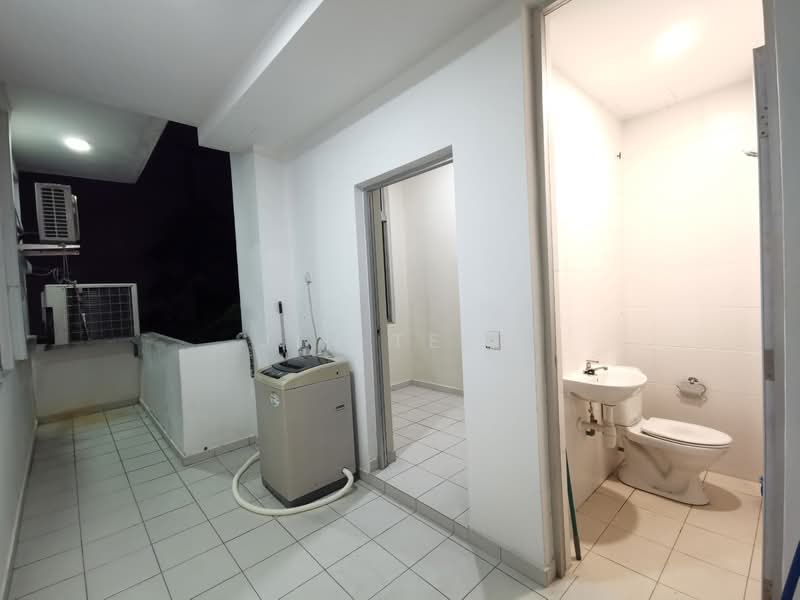 Kondominium untuk Dijual di The Seed Taman Sutera Utama - Jin Teok - Bathroom - PropertyGuru.com.my