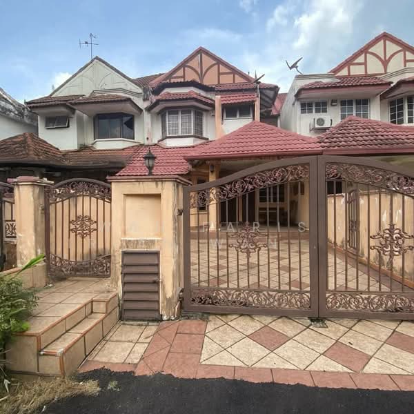 Rumah Teres 2 Tingkat untuk Dijual di Usj 11 (Subang Jaya) - Wan Faris Irfan Wan Mohammad - Exterior - PropertyGuru.com.my