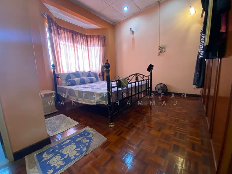 Rumah Teres 2 Tingkat untuk Dijual di Usj 11 (Subang Jaya) - Wan Faris Irfan Wan Mohammad - Bedroom - PropertyGuru.com.my