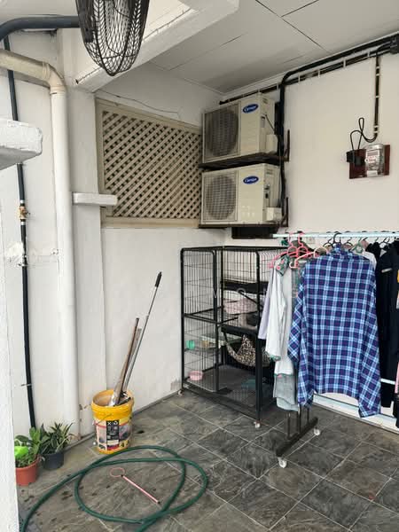 1-storey Terraced House for Sale in Taman Dato Demang (Seri Kembangan) - Joey Wong - Exterior - PropertyGuru.com.my