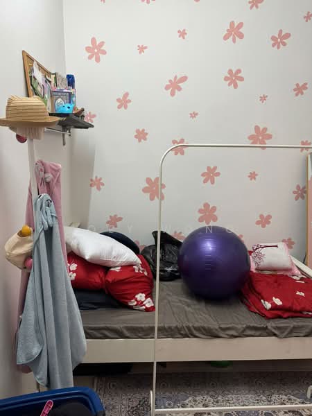 1-storey Terraced House for Sale in Taman Dato Demang (Seri Kembangan) - Joey Wong - Bedroom - PropertyGuru.com.my