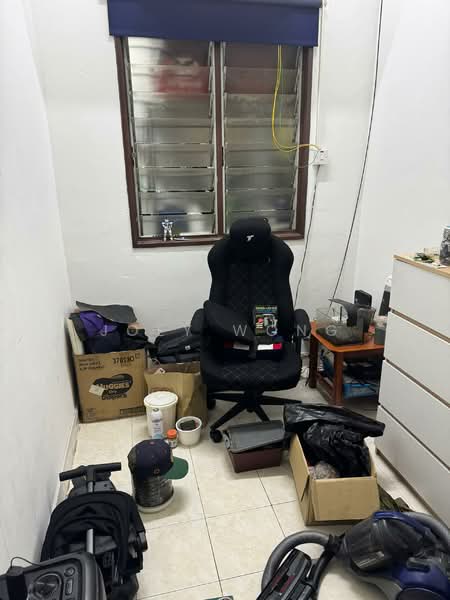 1-storey Terraced House for Sale in Taman Dato Demang (Seri Kembangan) - Joey Wong - Study - PropertyGuru.com.my