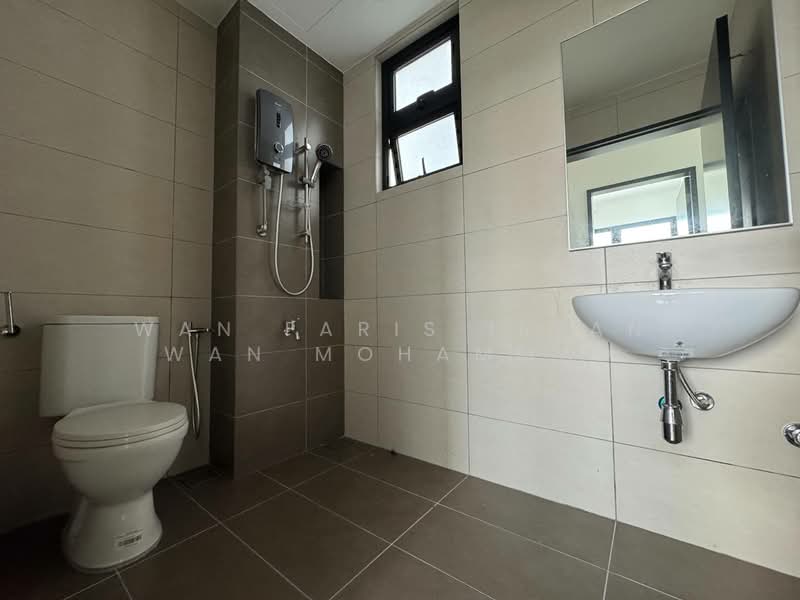 Condominium for Sale at Setia Seraya Residences - Wan Faris Irfan Wan Mohammad - Bathroom - PropertyGuru.com.my
