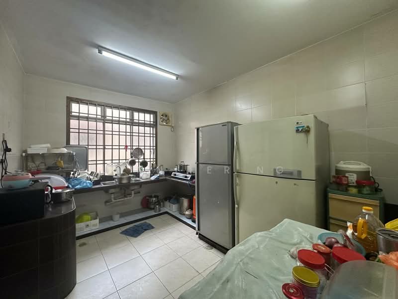 Rumah Teres 2 Tingkat untuk Dijual di Taman Skudai Indah (Skudai) - Jennifer Ng - Kitchen - PropertyGuru.com.my