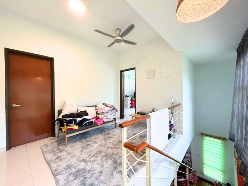 Rumah Kluster untuk Dijual di Taman Sutera Utama (Skudai) - Alviss Tay - Living Room - PropertyGuru.com.my