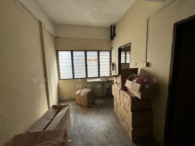 Shop / Office for Sale in Taman Nirwana (Ampang) - Wan Faris Irfan Wan Mohammad - Interior - PropertyGuru.com.my